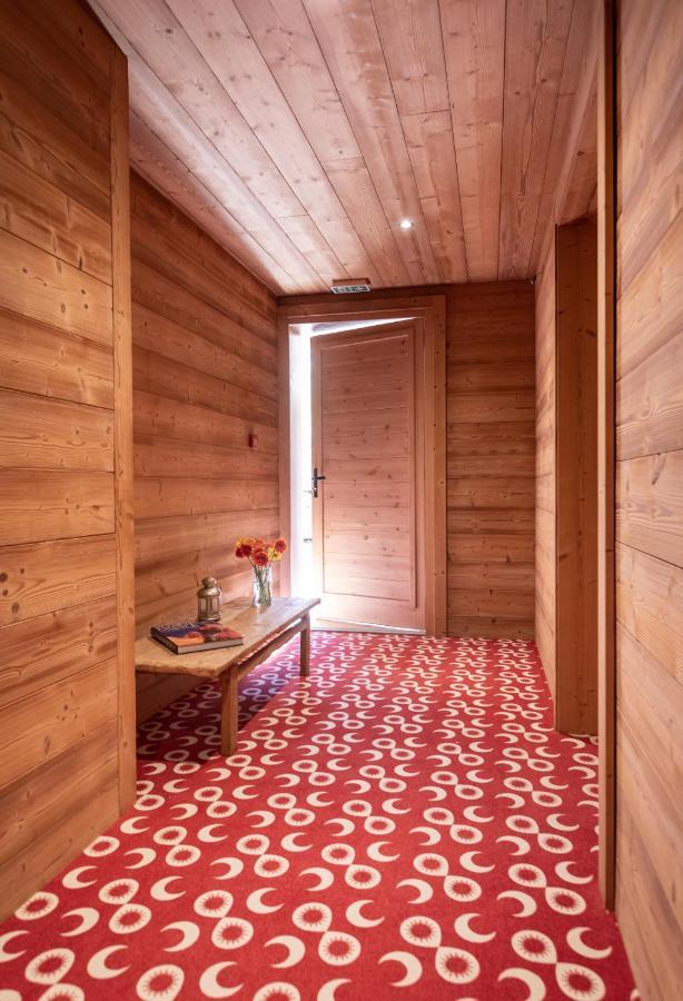 Hotelier Les Equinoxes - Val D'isere *